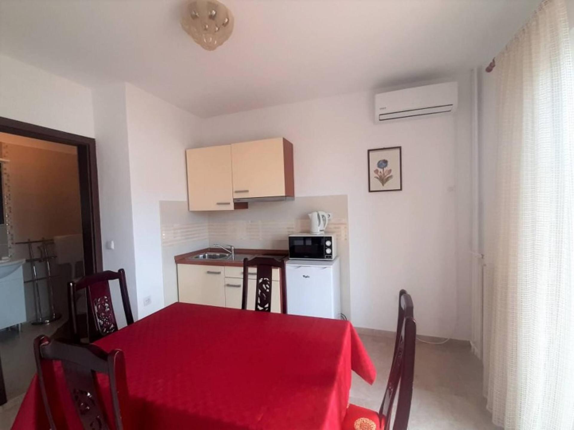 Guest House Helena Close To Beach Krk Town Exterior foto