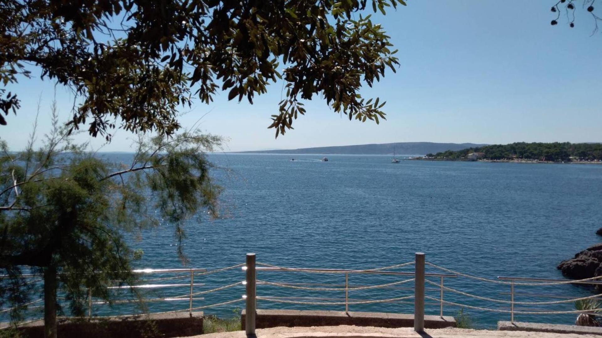 Guest House Helena Close To Beach Krk Town Exterior foto