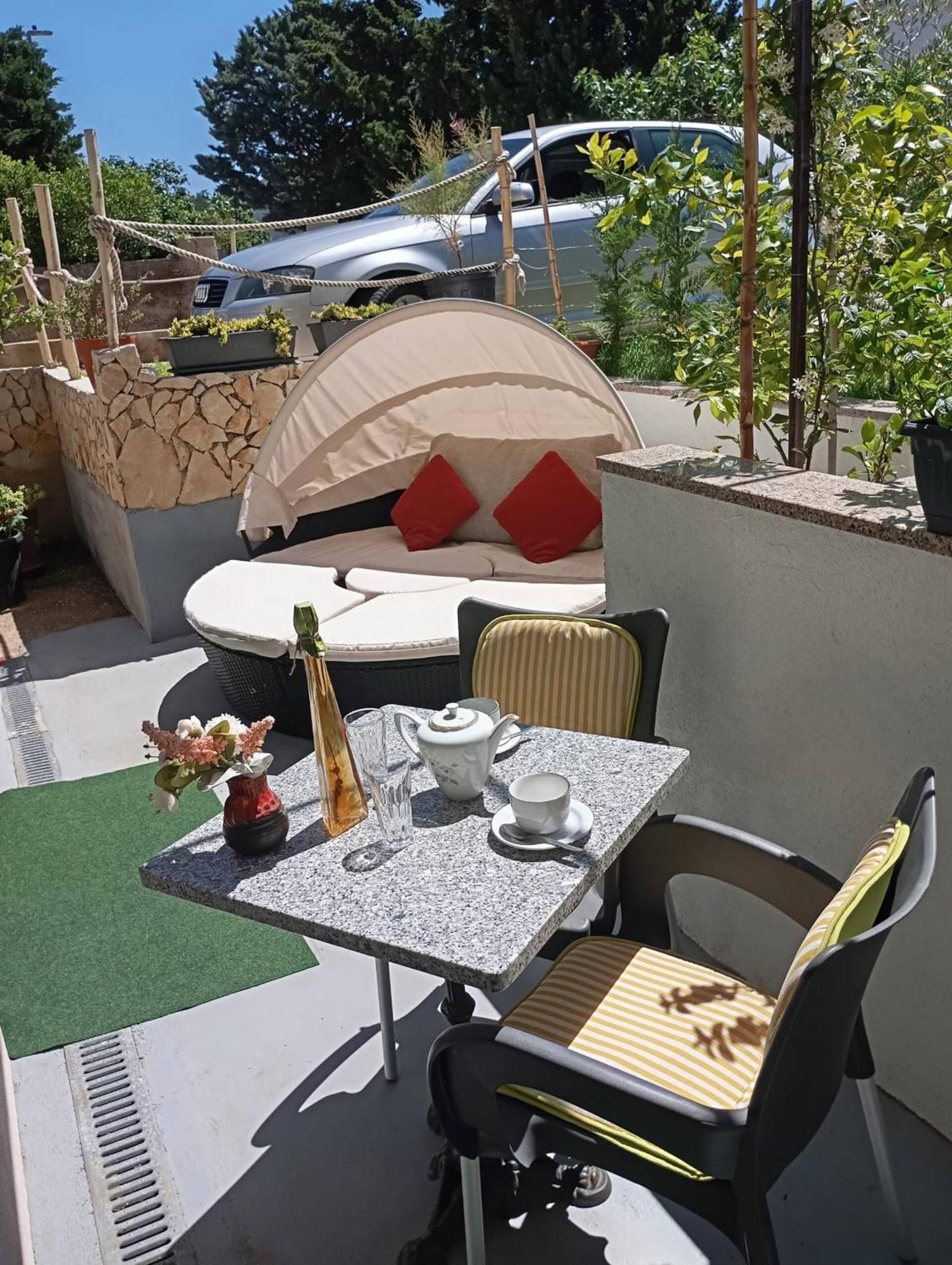 Guest House Helena Close To Beach Krk Town Exterior foto